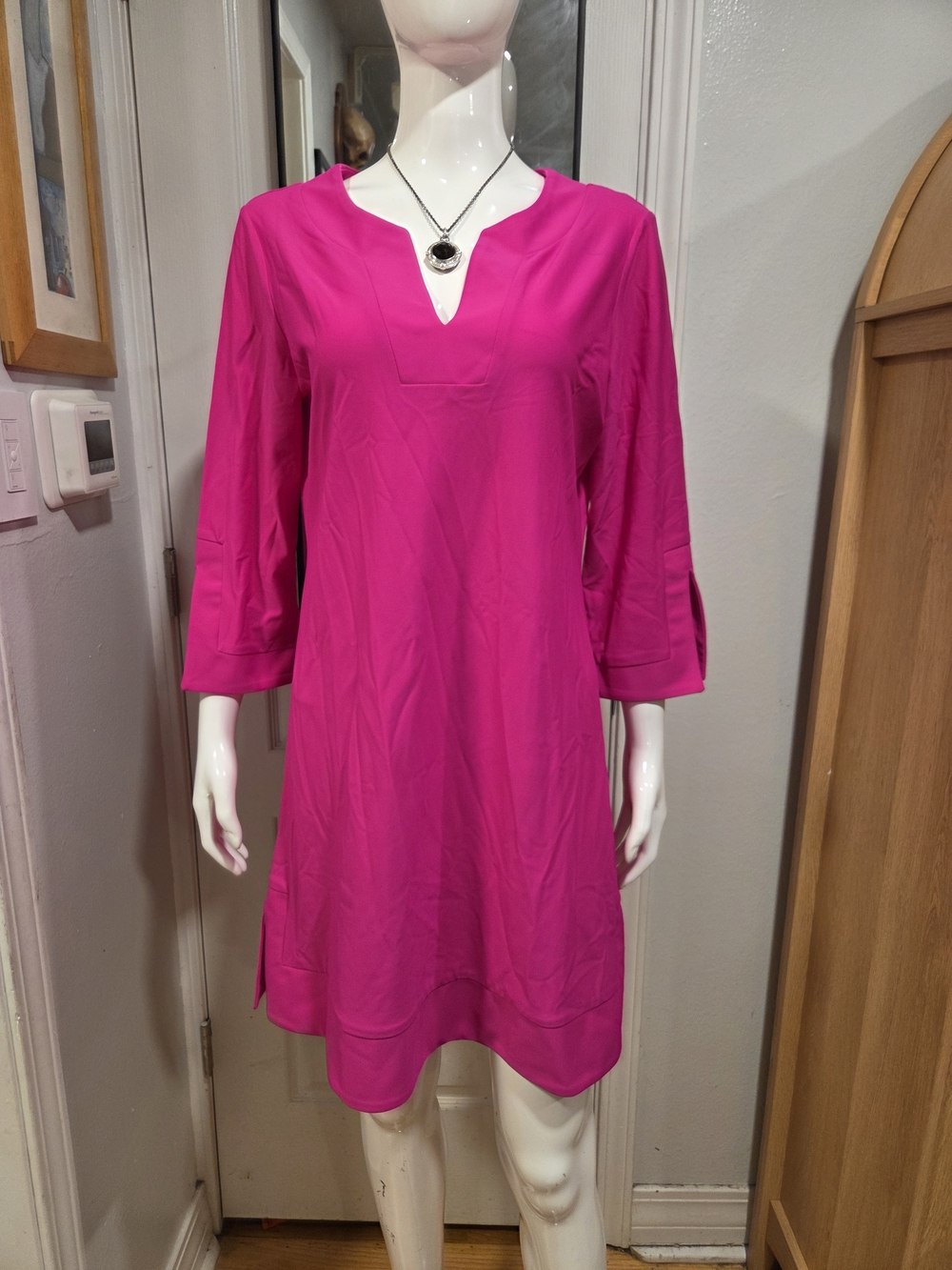 Jude Connally NWT Gorgeous Bright Fuchsia Notch-Neck Mini Dress Sz XL
